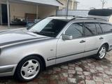 Mercedes-Benz E 230 1997 годаfor2 850 000 тг. в Тараз