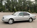 Mercedes-Benz E 280 1999 года за 3 600 000 тг. в Алматы