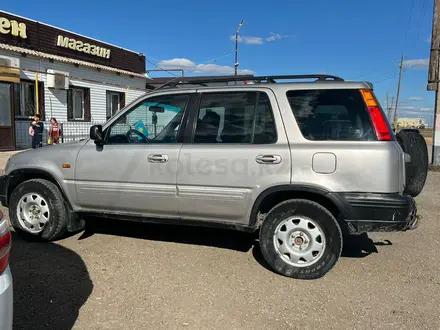 Honda CR-V 1998 года за 2 200 000 тг. в Уральск – фото 7