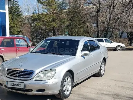 Mercedes-Benz S 320 2000 года за 4 500 000 тг. в Петропавловск