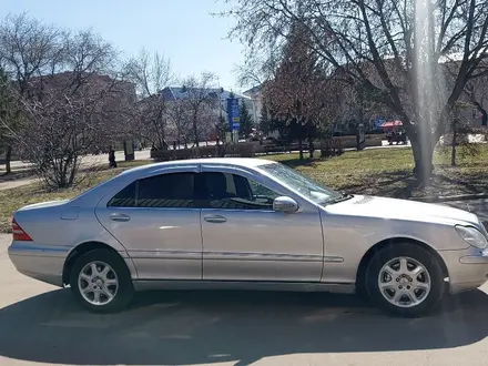 Mercedes-Benz S 320 2000 года за 4 500 000 тг. в Петропавловск – фото 6