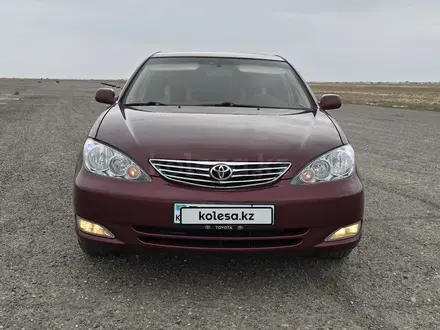 Toyota Camry 2003 года за 3 800 000 тг. в Жанаозен – фото 3