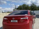 Toyota Camry 2014 года за 5 500 000 тг. в Актобе – фото 3