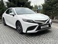 Toyota Camry 2021 годаfor13 000 000 тг. в Алматы – фото 23