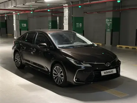 Toyota Corolla 2019 года за 10 000 000 тг. в Астана