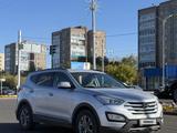 Hyundai Santa Fe 2016 годаүшін9 500 000 тг. в Караганда
