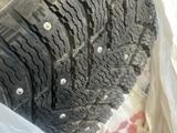 Новый комплект зимы на шипахүшін120 000 тг. в Усть-Каменогорск – фото 3