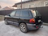 Hyundai Santa Fe 2004 года за 1 800 000 тг. в Алматы – фото 4