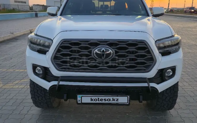Toyota Tacoma 2023 года за 28 500 000 тг. в Актау