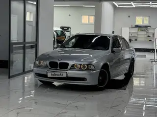 BMW 5 Series, 2000