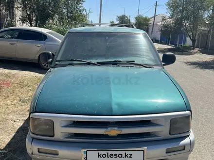 Chevrolet Blazer 1995 года за 1 400 000 тг. в Атырау – фото 2