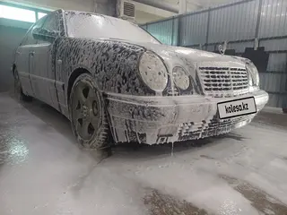 Mercedes-Benz E 430