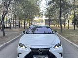 Lexus ES 250 2019 года за 19 500 000 тг. в Алматы