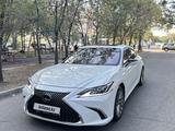 Lexus ES 250 2019 года за 19 500 000 тг. в Алматы – фото 2