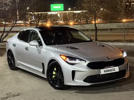 Kia Stinger 2017 года за 12 200 000 тг. в Алматы – фото 2