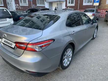 Toyota Camry 2019 года за 13 300 000 тг. в Экибастуз – фото 4