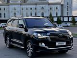 Toyota Land Cruiser 2018 годаfor33 000 000 тг. в Астана – фото 3