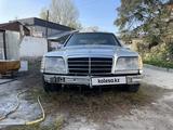 Mercedes-Benz E 220 1993 года за 1 000 000 тг. в Алматы