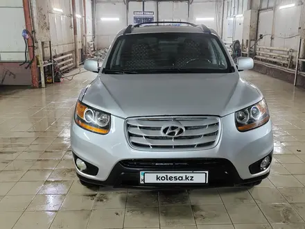 Hyundai Santa Fe 2010 года за 6 300 000 тг. в Астана