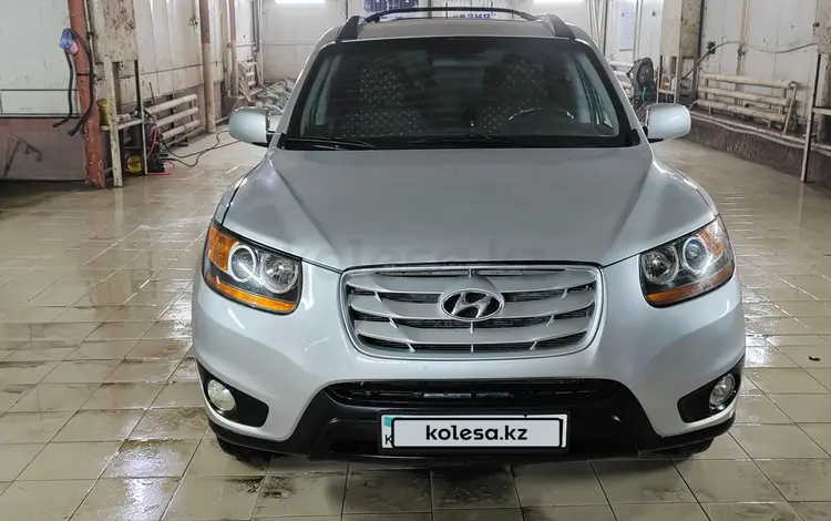 Hyundai Santa Fe 2010 годаүшін6 300 000 тг. в Астана