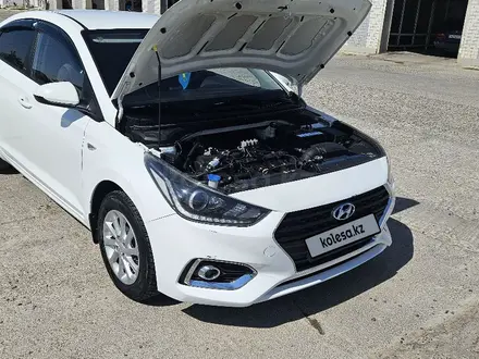 Hyundai Accent 2017 года за 7 200 000 тг. в Актау – фото 12