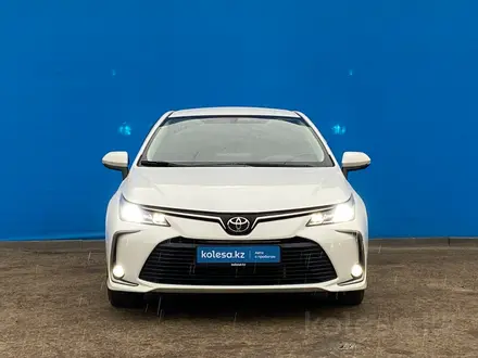 Toyota Corolla 2021 года за 10 940 000 тг. в Алматы – фото 2