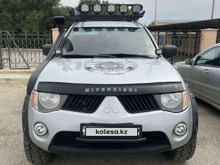 Mitsubishi L200 2007 года за 9 200 000 тг. в Жанаозен