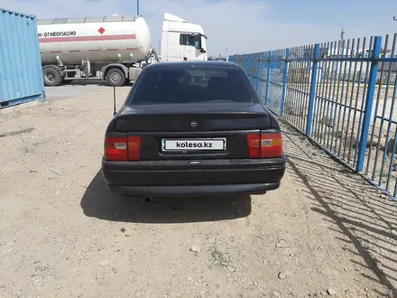 Opel Vectra 1995 года за 950 000 тг. в Актау – фото 4