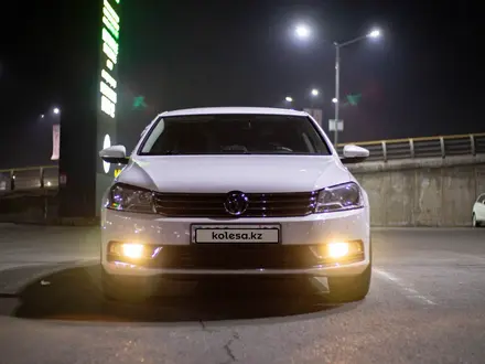 Volkswagen Passat 2014 года за 6 500 000 тг. в Алматы – фото 7