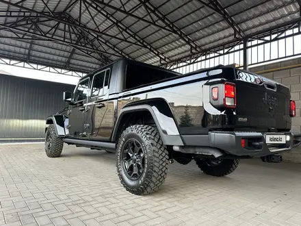 Jeep Gladiator 2022 года за 39 900 000 тг. в Алматы – фото 5