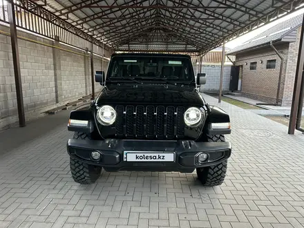 Jeep Gladiator 2022 года за 39 900 000 тг. в Алматы – фото 9