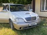 Kia Carnival 2003 года за 1 600 000 тг. в Шымкент