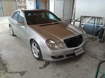 Mercedes-Benz E 320 2004 года за 7 000 000 тг. в Астана