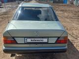 Mercedes-Benz E 260 1989 годаүшін1 200 000 тг. в Атбасар – фото 3