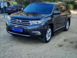 Toyota Highlander 2013 годаүшін16 500 000 тг. в Актау