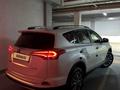 Toyota RAV4 2017 годаүшін14 400 000 тг. в Актау – фото 19