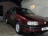 Volkswagen Passat 1992 годаүшін2 250 000 тг. в Шымкент