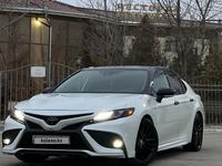 Toyota Camry 2022 года за 20 000 000 тг. в Жанаозен