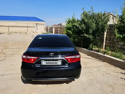 Toyota Camry 2016 года за 8 800 000 тг. в Жанаозен – фото 2