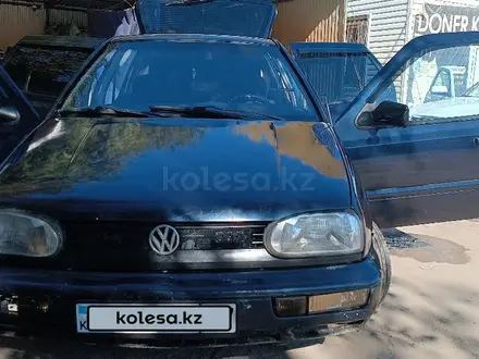 Volkswagen Golf 1996 года за 1 450 000 тг. в Уральск – фото 3