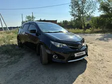 Toyota Auris, 2013