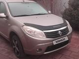 Renault Sandero 2012 года за 2 100 000 тг. в Астана
