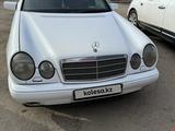 Mercedes-Benz E 240 1998 года за 2 100 000 тг. в Кокшетау