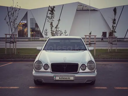 Mercedes-Benz E 280 1996 года за 2 300 000 тг. в Кызылорда