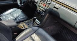Mercedes-Benz E 420 1997 годаfor1 800 000 тг. в Алматы – фото 2