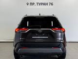 Toyota RAV4 2021 годаfor17 700 000 тг. в Астана – фото 4