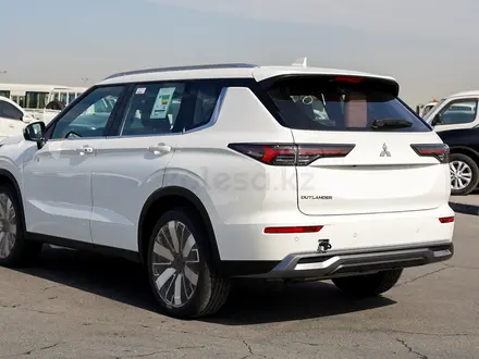 Mitsubishi Outlander 2026 года за 16 795 510 тг. в Алматы – фото 14