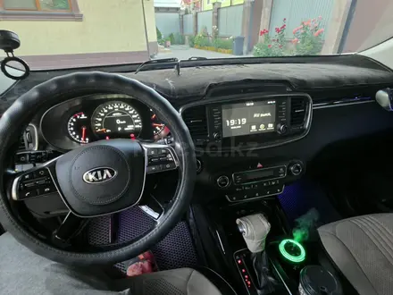 Kia Sorento 2020 года за 16 000 000 тг. в Алматы – фото 3