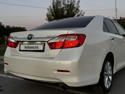 Toyota Camry 2014 года за 10 900 000 тг. в Караганда – фото 7