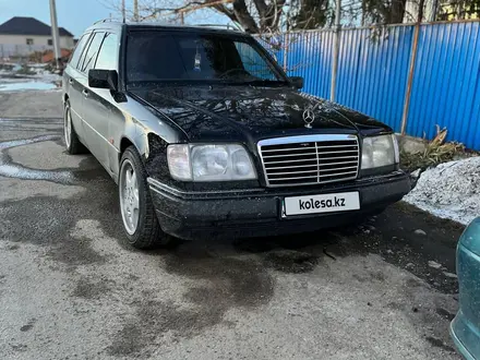 Mercedes-Benz E 200 1989 года за 2 200 000 тг. в Талдыкорган – фото 15